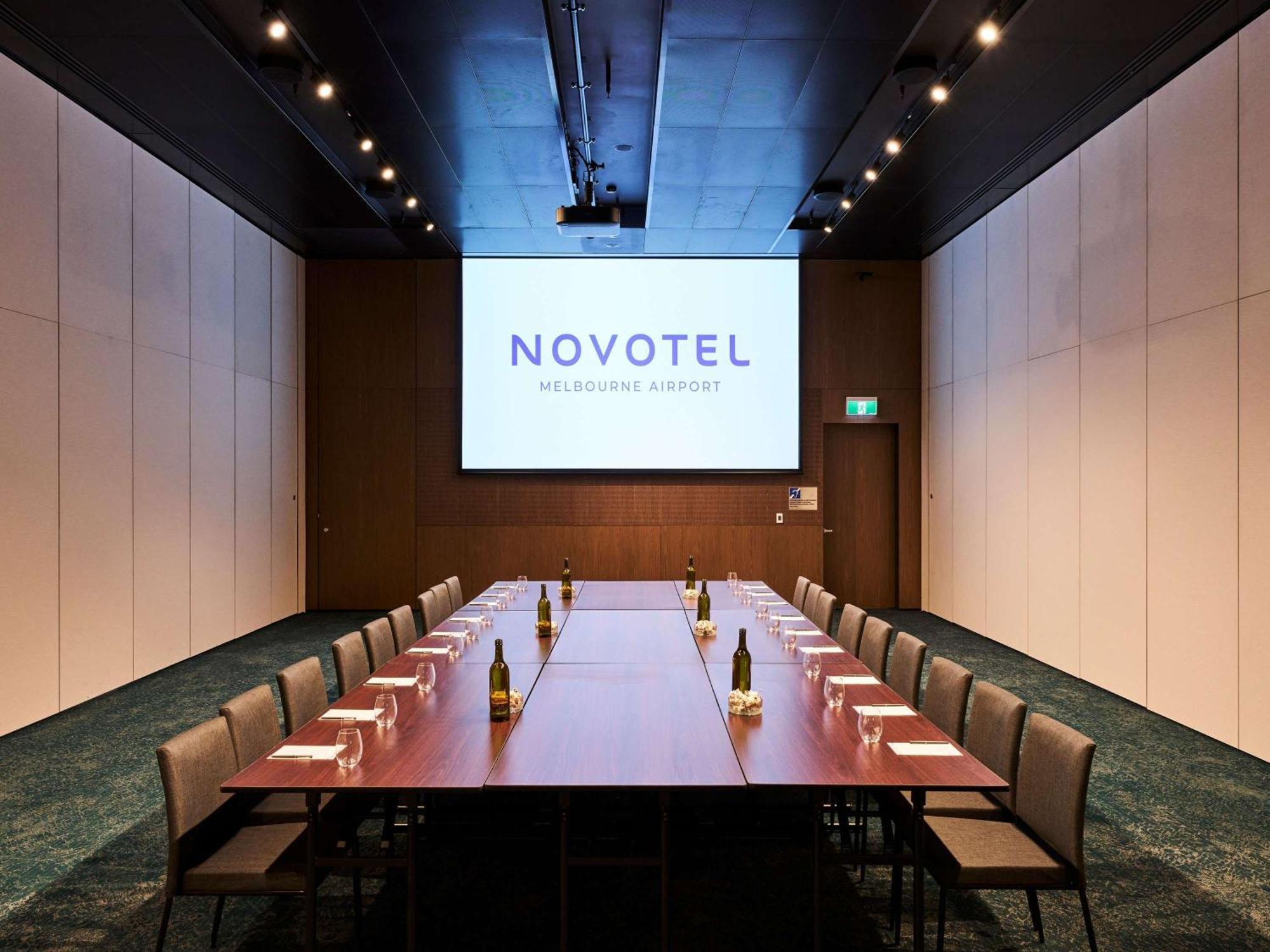 Novotel Melbourne Airport Екстериор снимка