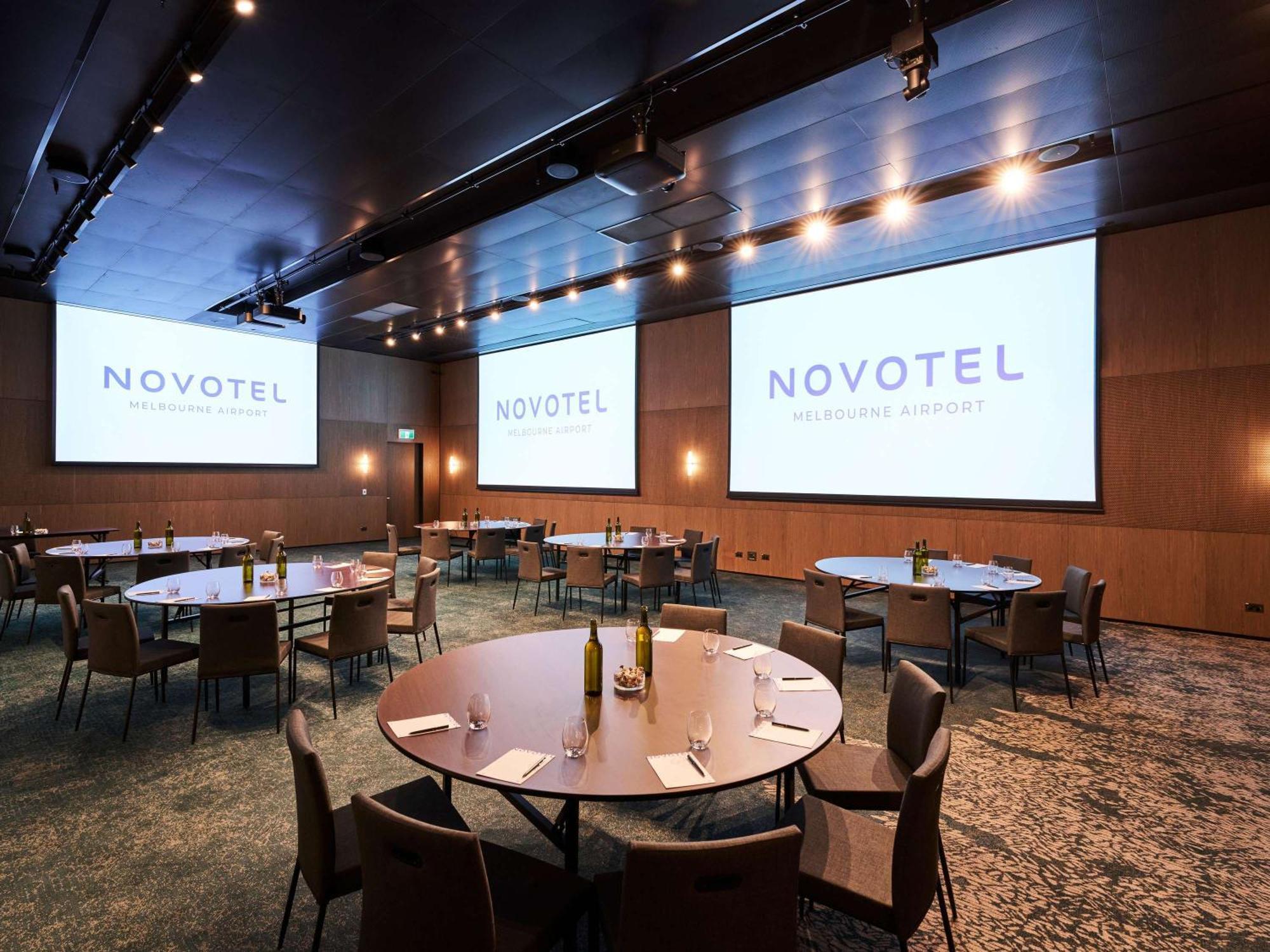 Novotel Melbourne Airport Екстериор снимка