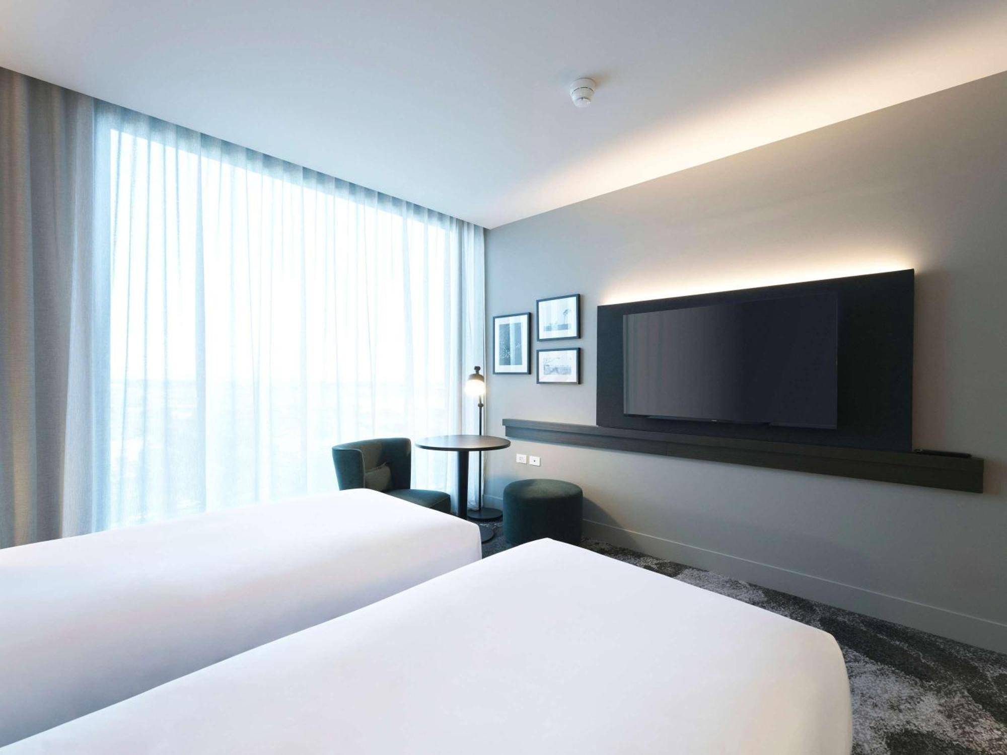 Novotel Melbourne Airport Екстериор снимка