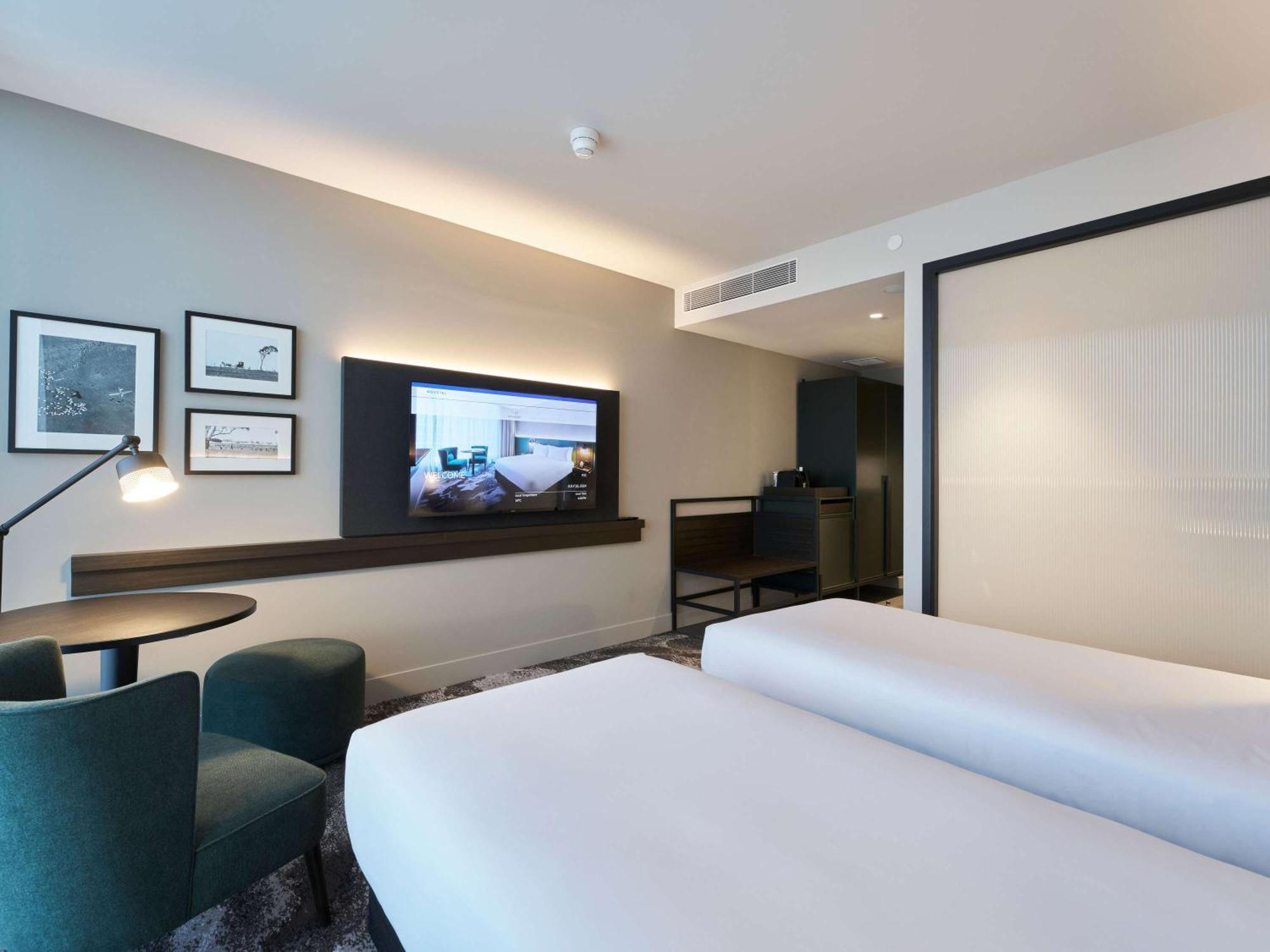 Novotel Melbourne Airport Екстериор снимка